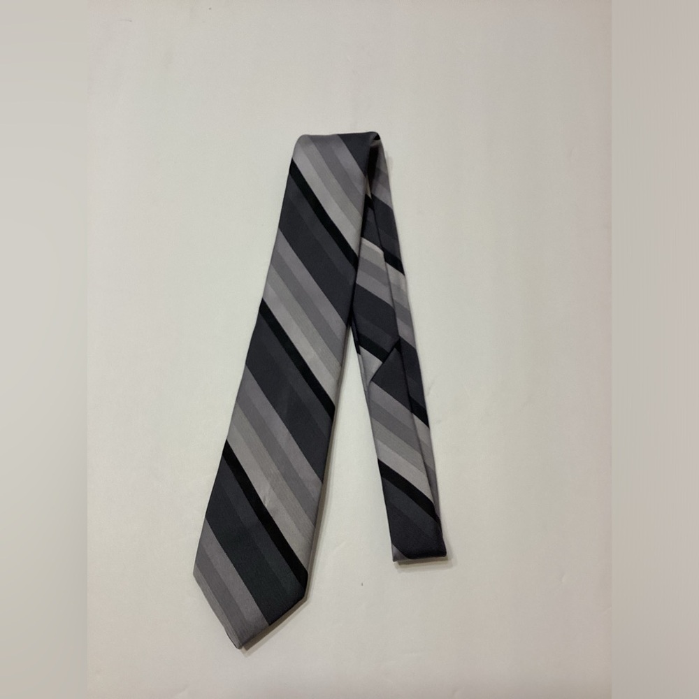 Joseph’s Cassini Men’s Silk Necktie